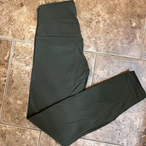 LULULEMON ALIGN LEGGINGS SIZE 4